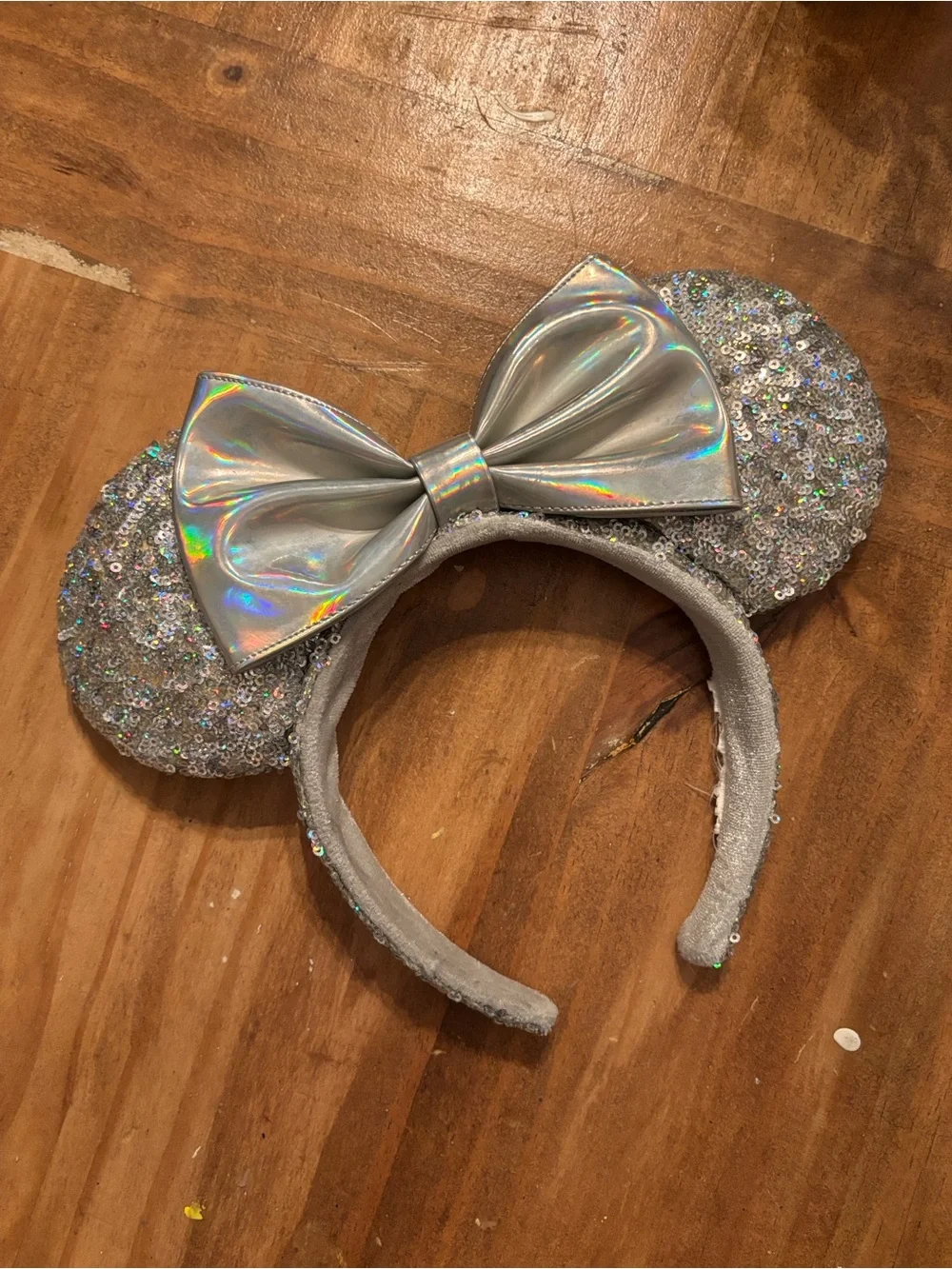 Iridescent Silver Sequin Minnie Ears Headband with Holographic Bow
